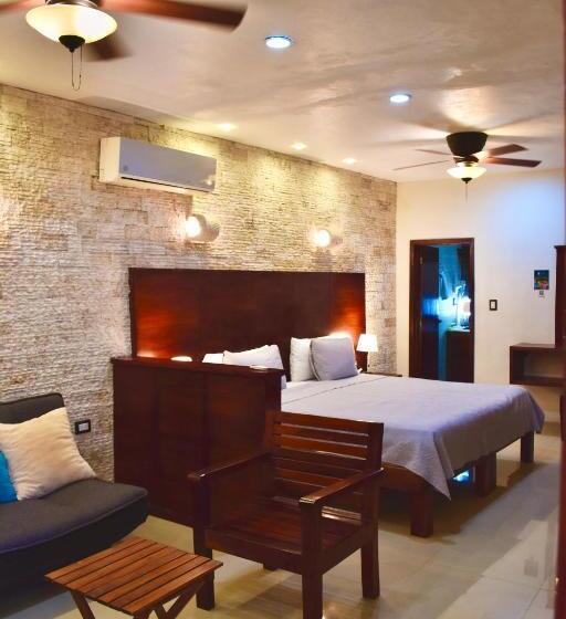 주니어 스위트 풀장 전망, El Zaguan Colonial By Guru