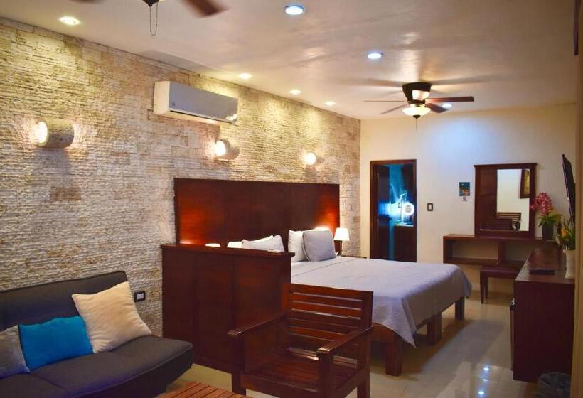 주니어 스위트 풀장 전망, El Zaguan Colonial By Guru