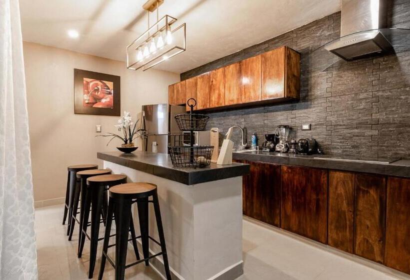 패밀리 스위트, El Zaguan Colonial By Guru