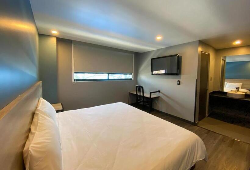 スタンダードルーム, Estrella De Oriente