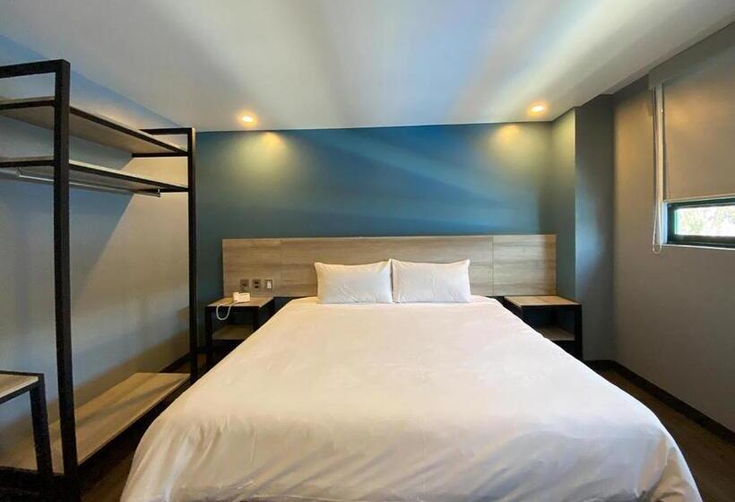 スタンダードルーム, Estrella De Oriente