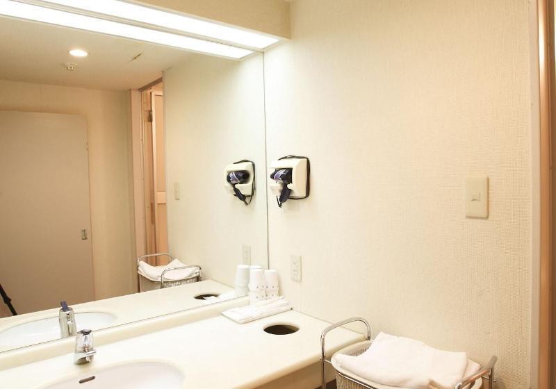 سوئیت با تخت بزرگ, Holiday Inn & Suites Plaza Mayor, An Ihg