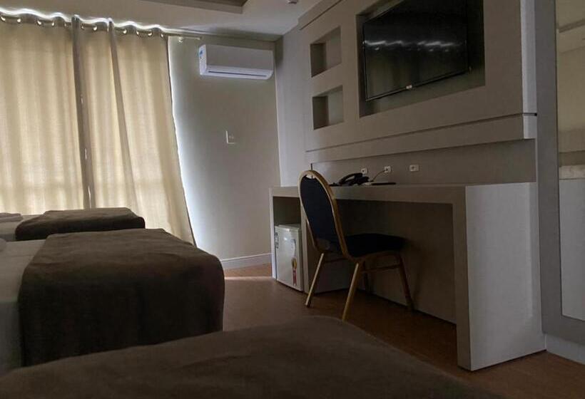 اتاق اجرایی سه نفره, Joaçaba