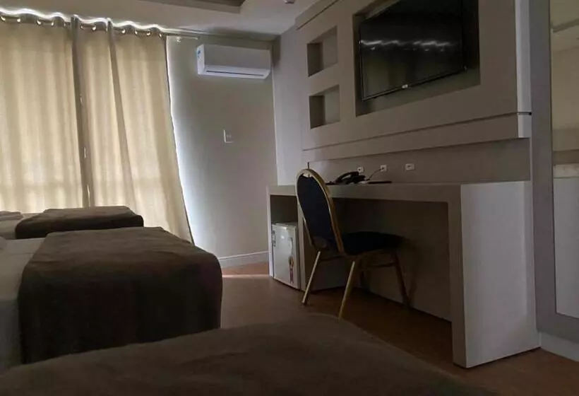 اتاق اجرایی سه نفره, Joaçaba