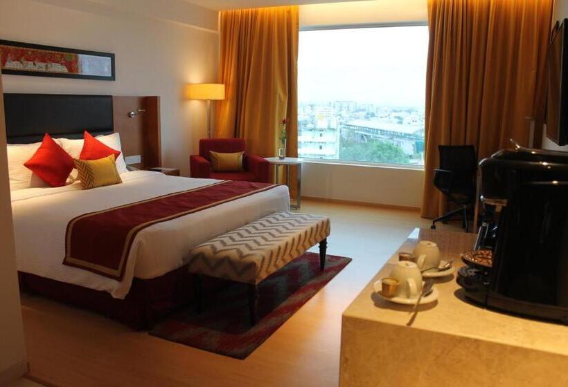 豪华房间, Mercure Hyderabad Kcp Banjara Hills, An Accor