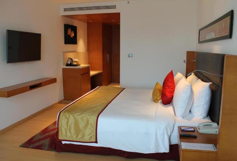 Номер Superior Кровать Куин, Mercure Hyderabad Kcp Banjara Hills, An Accor