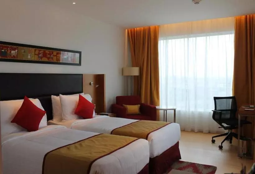 シティビューのスーペリアルーム, Mercure Hyderabad Kcp Banjara Hills, An Accor