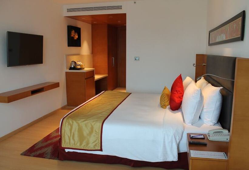 豪华房间, Mercure Hyderabad Kcp Banjara Hills, An Accor