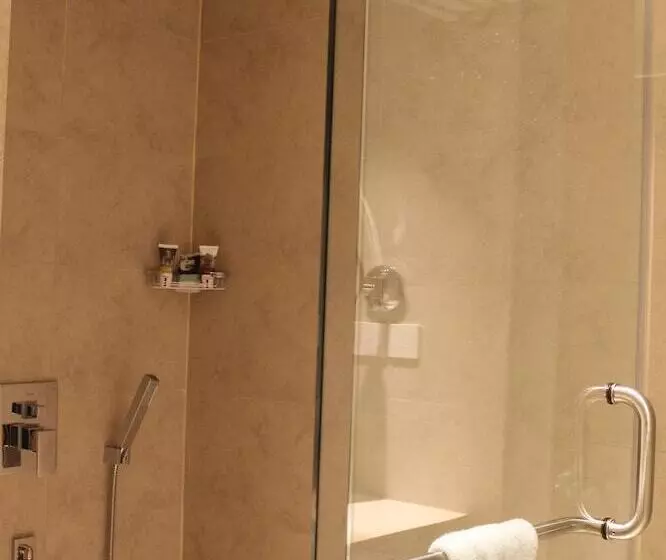 シティビューのスーペリアルーム, Mercure Hyderabad Kcp Banjara Hills, An Accor