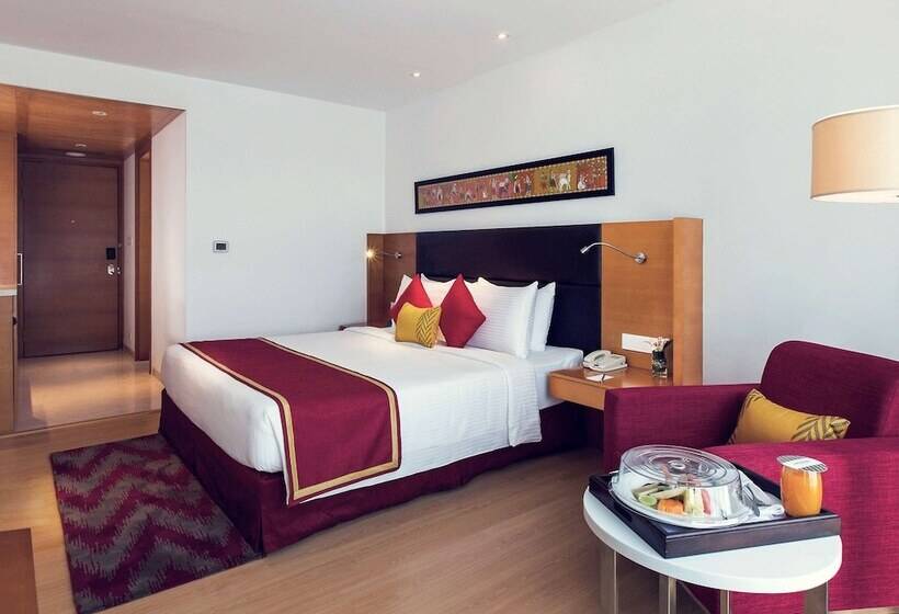 带城市景观的高级房间, Mercure Hyderabad Kcp Banjara Hills, An Accor