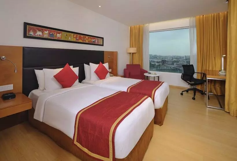 レイクビュースタンダードルーム, Mercure Hyderabad Kcp Banjara Hills, An Accor