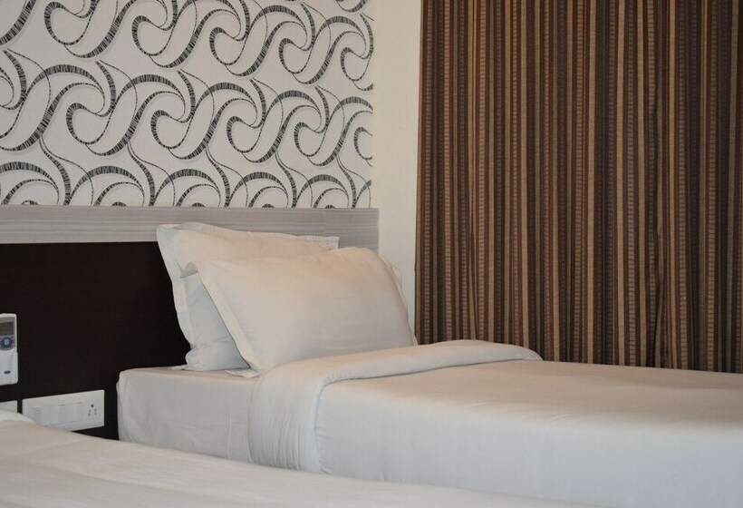 Habitació Deluxe, Aksharadha