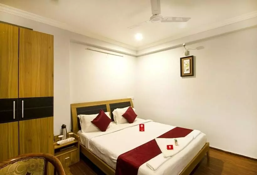 スタンダードルーム, Oyo Rooms Inorbit Mall