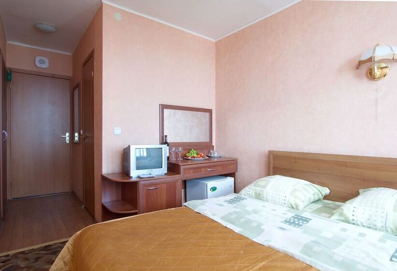 חדר סטנדרט, Repinskaya