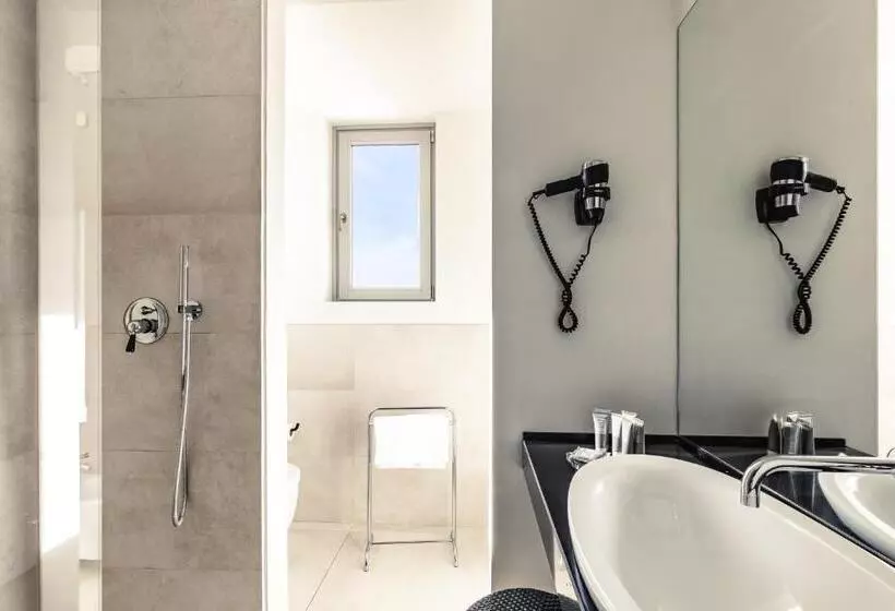 Suite, Seebay