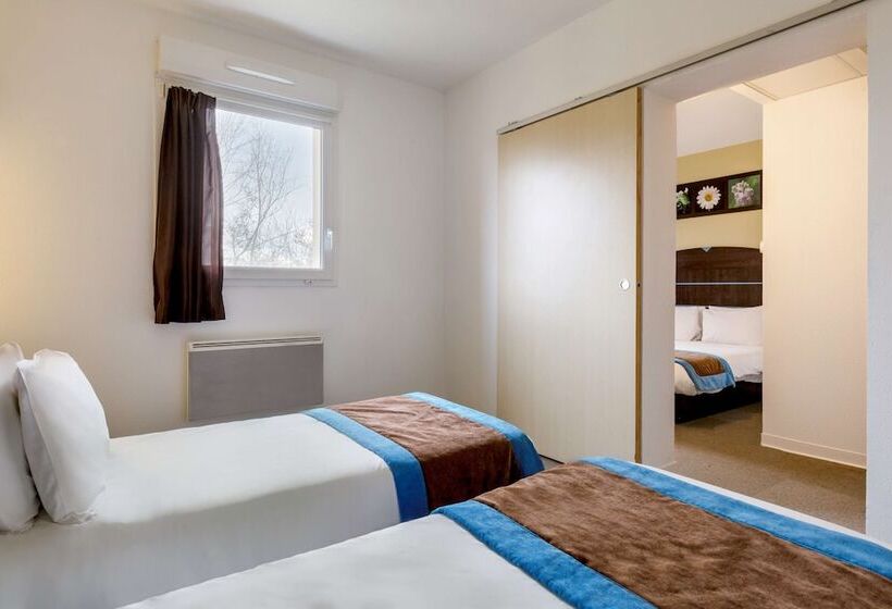 Семейный Номер, Sure Hotel By Best Western Saint Amand Les Eaux