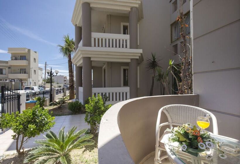 דירת חדר בקומת קרקע, Mandy Suites