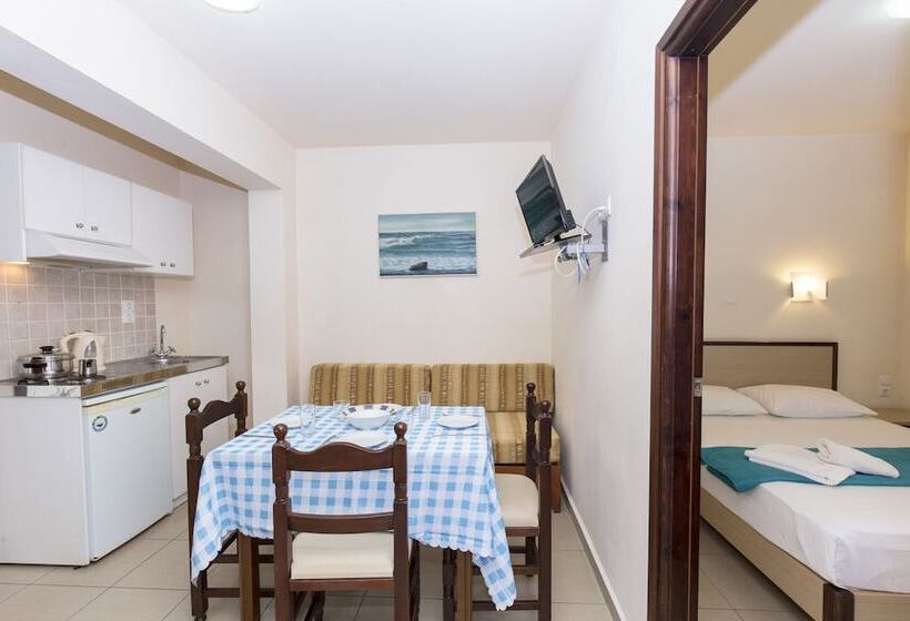 דירת חדר בקומת קרקע, Mandy Suites