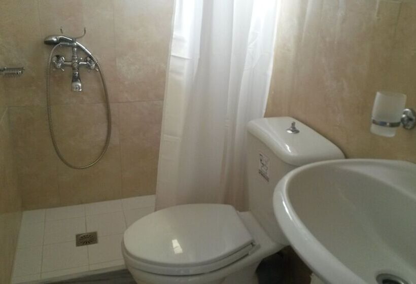 דירת חדר, Mandy Suites