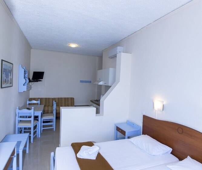 סטודיו סטנדרטי נוף לים, Mandy Suites