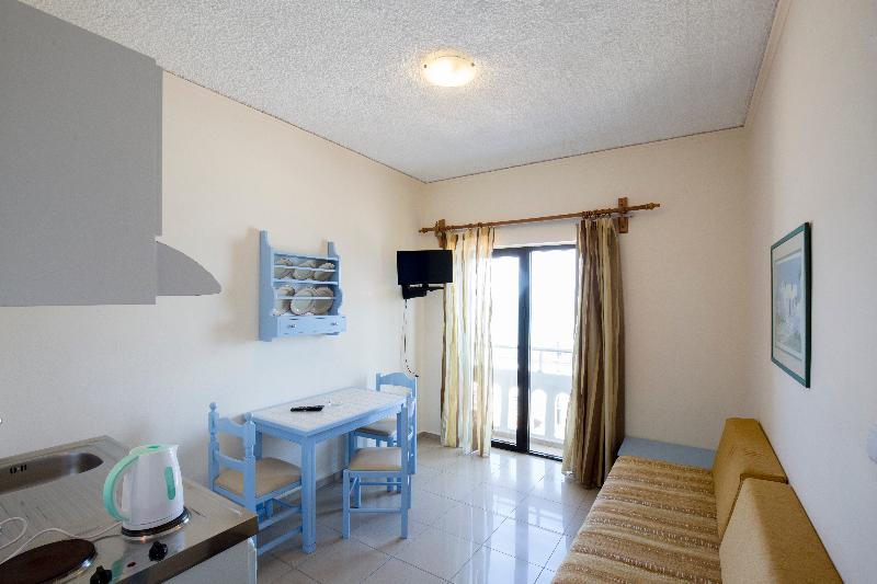 דירת חדר, Mandy Suites