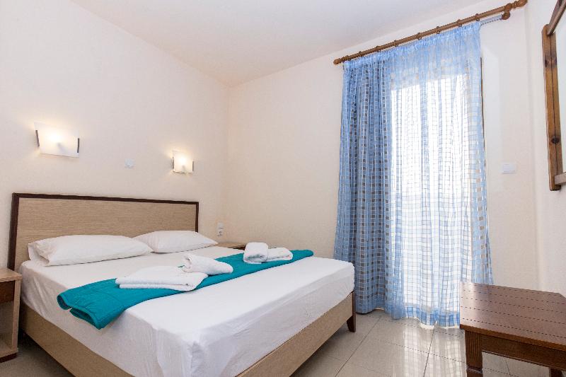 דירת שני חדרים, Mandy Suites