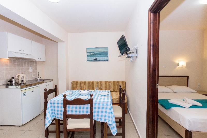 דירת שני חדרים, Mandy Suites