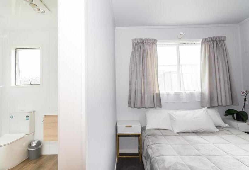 آپارتمان خانوادگی, Kaitaia Motor Lodge