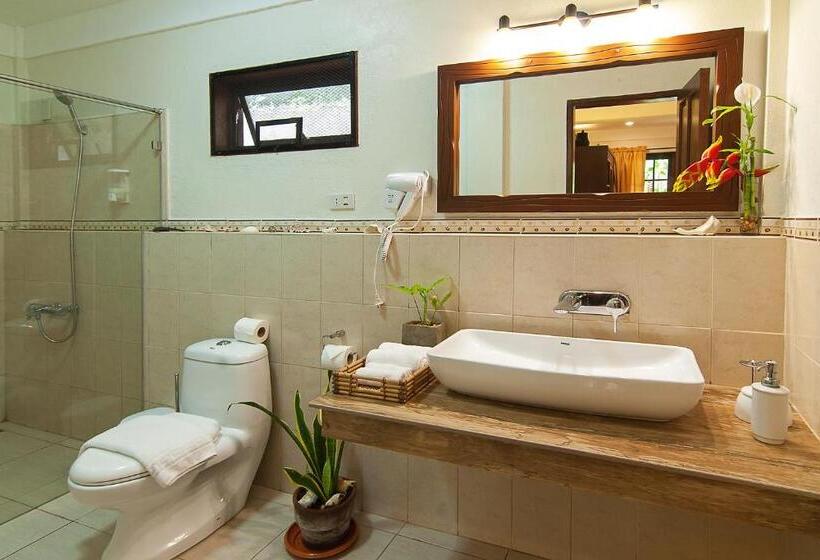 اتاق سوپریور با چشمانداز باغ, Oasis Resort