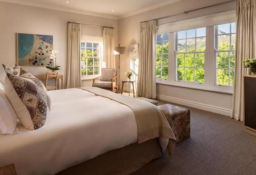 اتاق لوکس, Leeu House