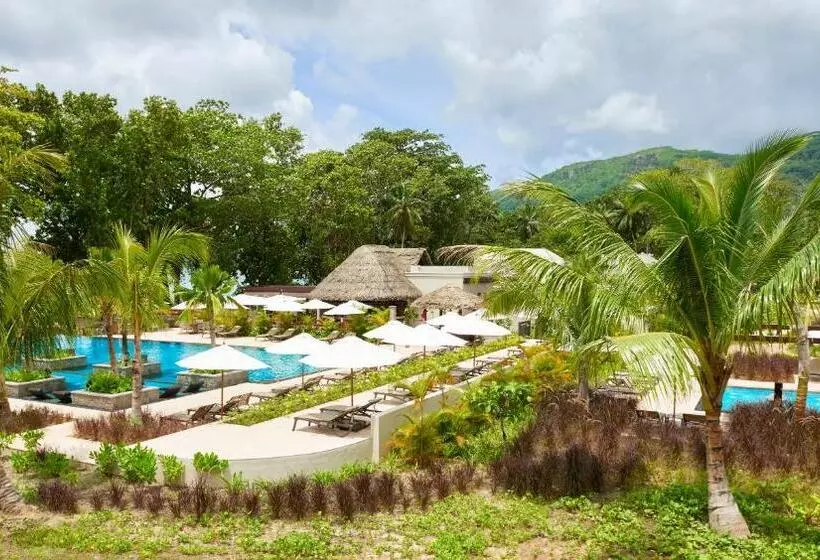 سوئیت جونیور با تخت بزرگ, Story Seychelles