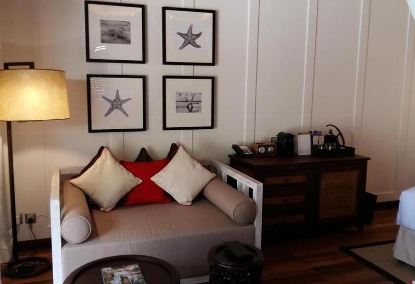 سوییت, Story Seychelles