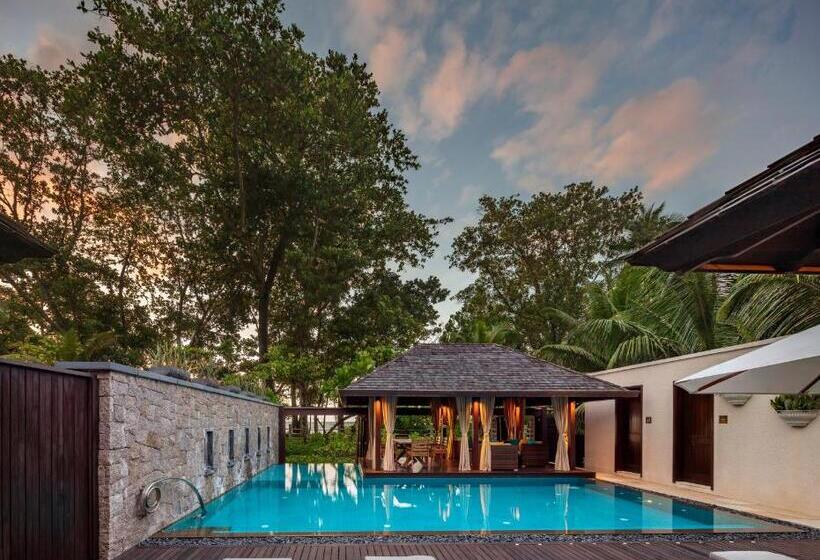 ویلای یک اتاق خوابه با استخر شنا, Story Seychelles