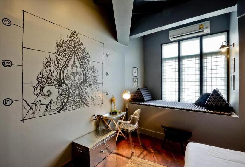 اتاق اکونومی, Bangkok Bed And Bike