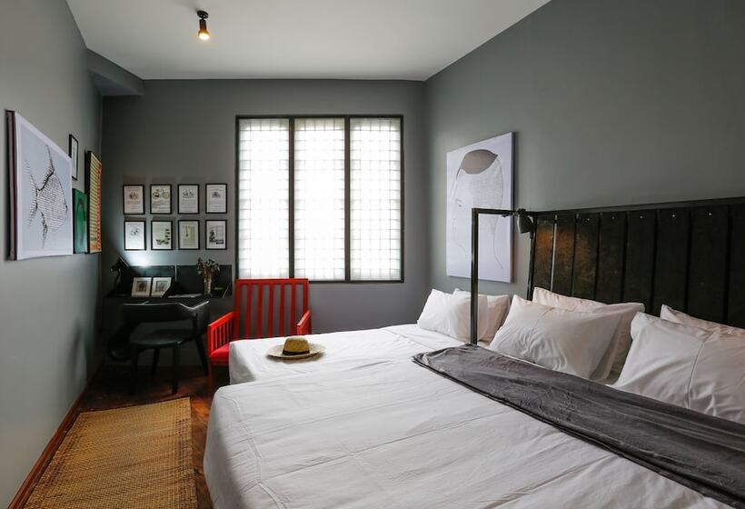 اتاق خانوادگی, Bangkok Bed And Bike