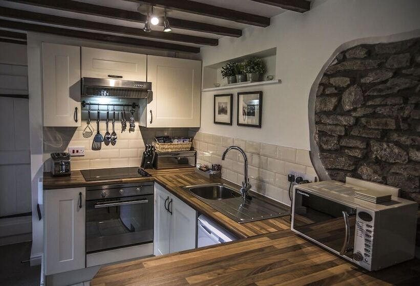 침실 1개 아파트, Aldwick Estate