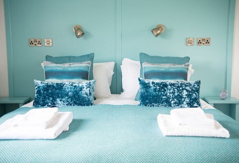 스위트, Aldwick Estate