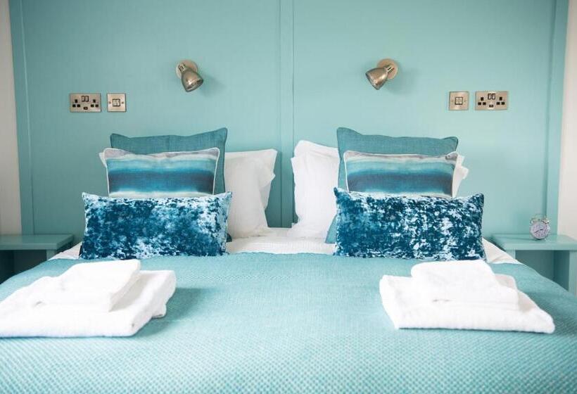 스위트, Aldwick Estate