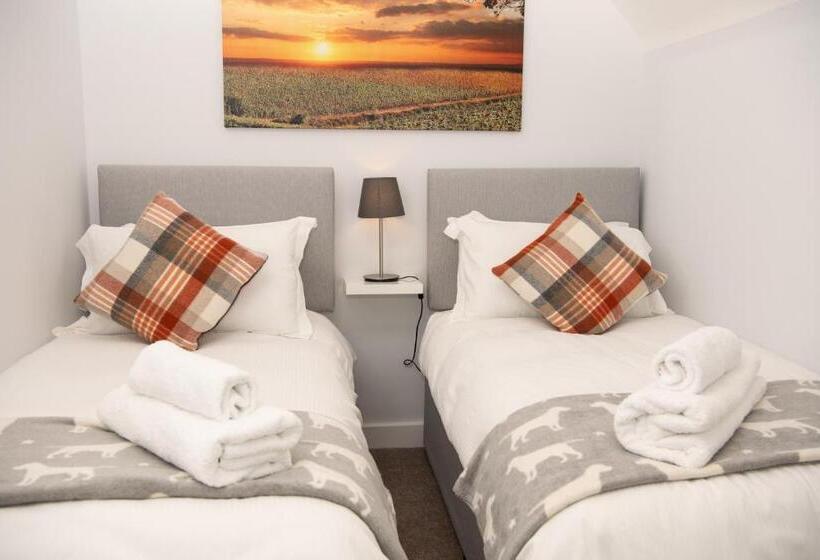 Apartamento 2 Dormitórios, Aldwick Estate