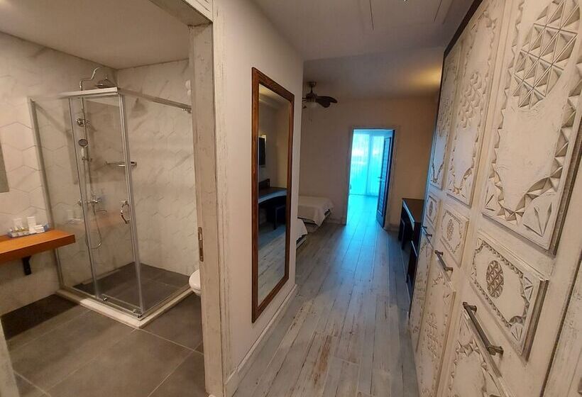 Семейный Номер, Assos Barbarossa Hotel Special Class