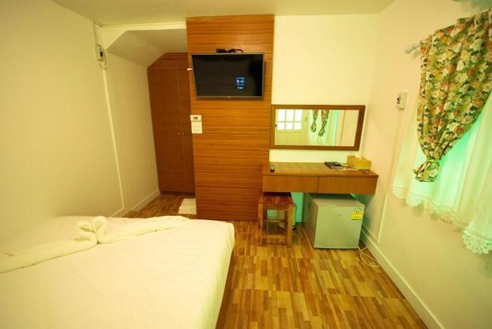 ガーデンビューのスタンダードバンガロー, Baan Luang Harn