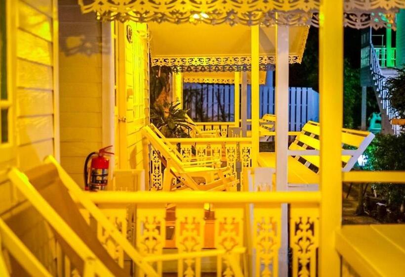 デラックスルーム, Baan Luang Harn