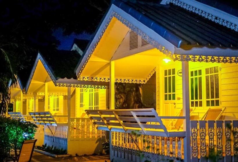 デラックスルーム, Baan Luang Harn
