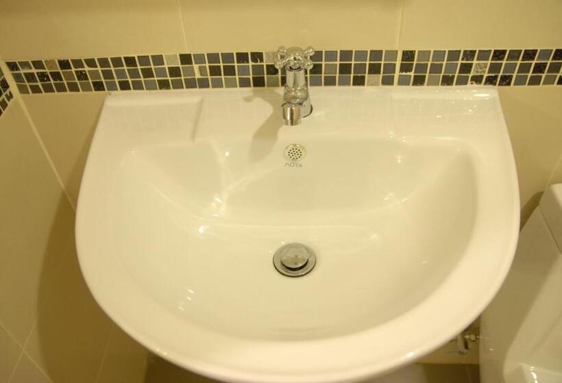 デラックスルーム, Baan Luang Harn