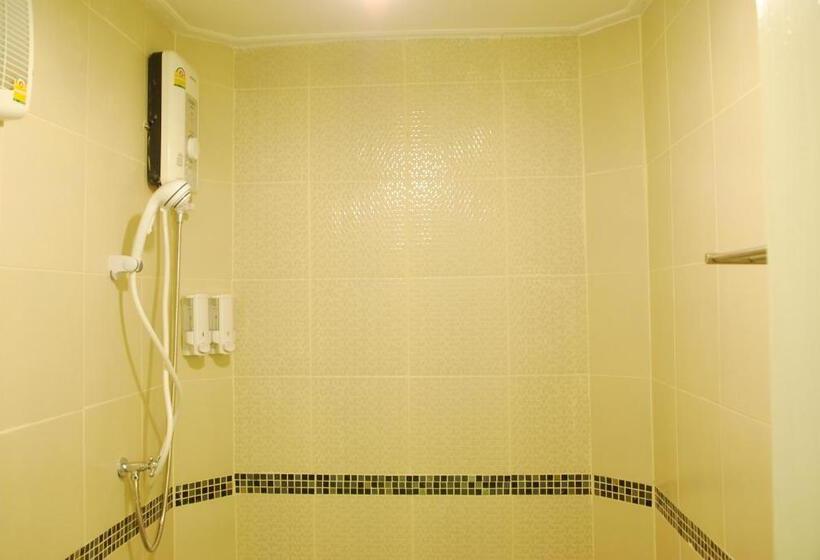 デラックスルーム, Baan Luang Harn