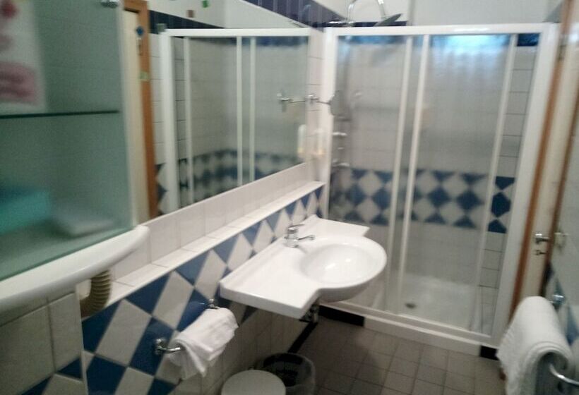 Четырехместный Номер Стандарт, Caesar