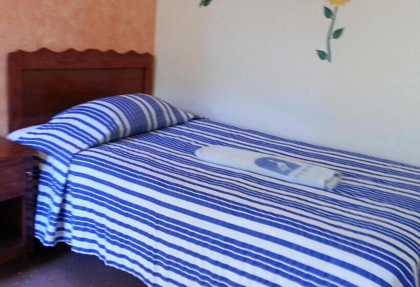 Номер Стандарт Индивидуальный Совместная Ванная, Casa Arnel