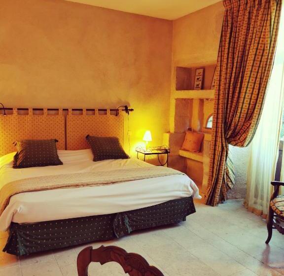 غرفة قياسية, Les Orangeries