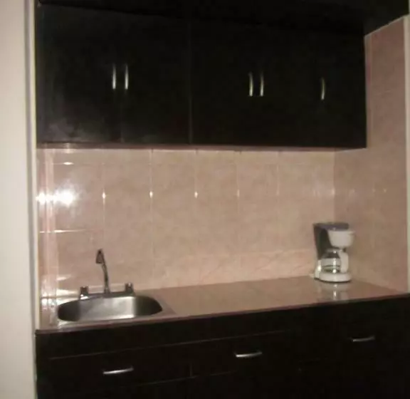 استودیوی استاندارد, Solamar Inn Mazatlan