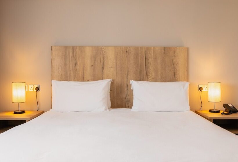 חדר סטנדרט, The Stones